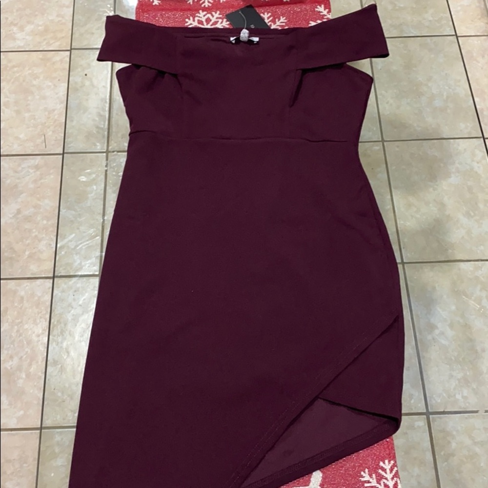Over shoulder dress